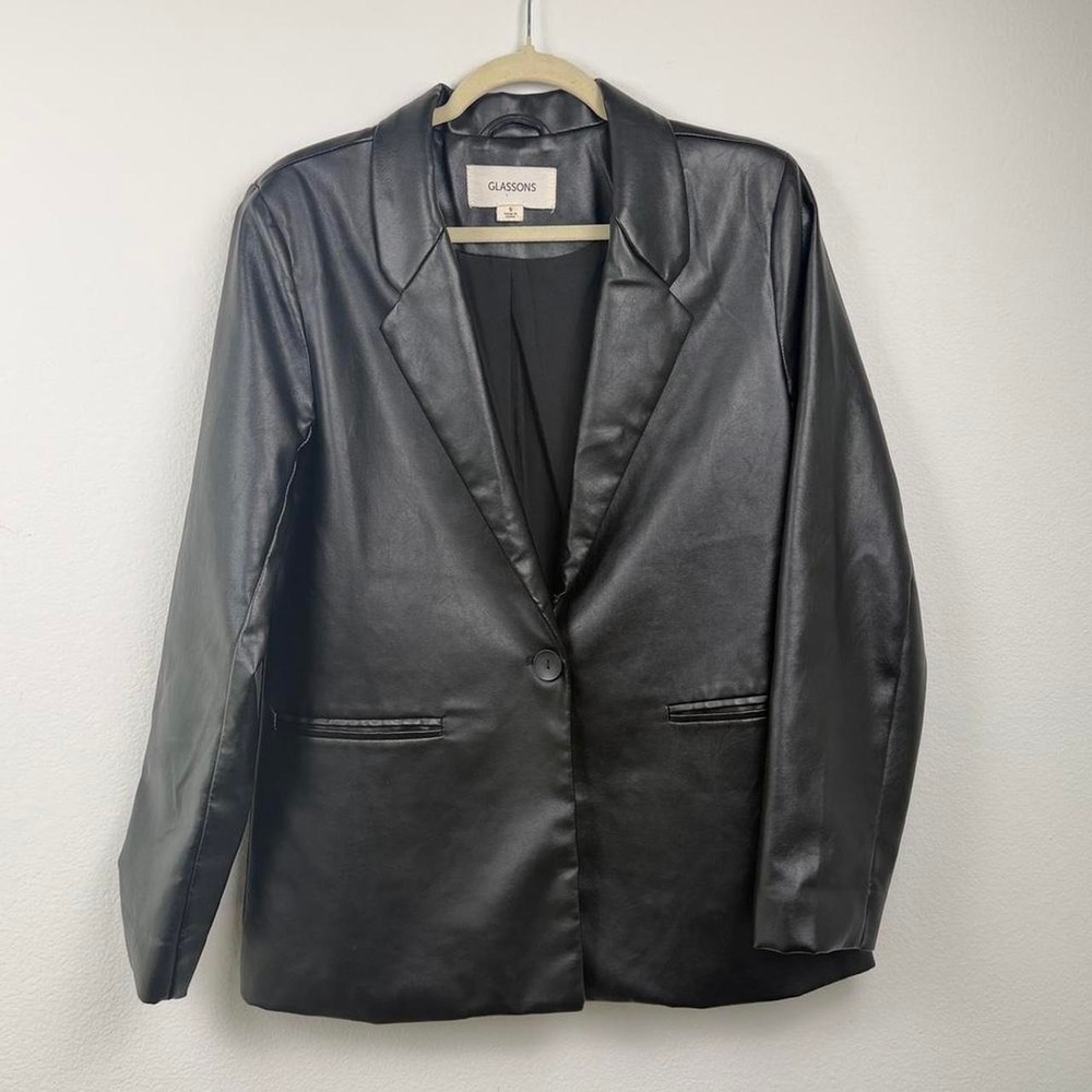 Glassons black faux leather blazer size S minimalist chic vegan leather jacket - Picture 2 of 8